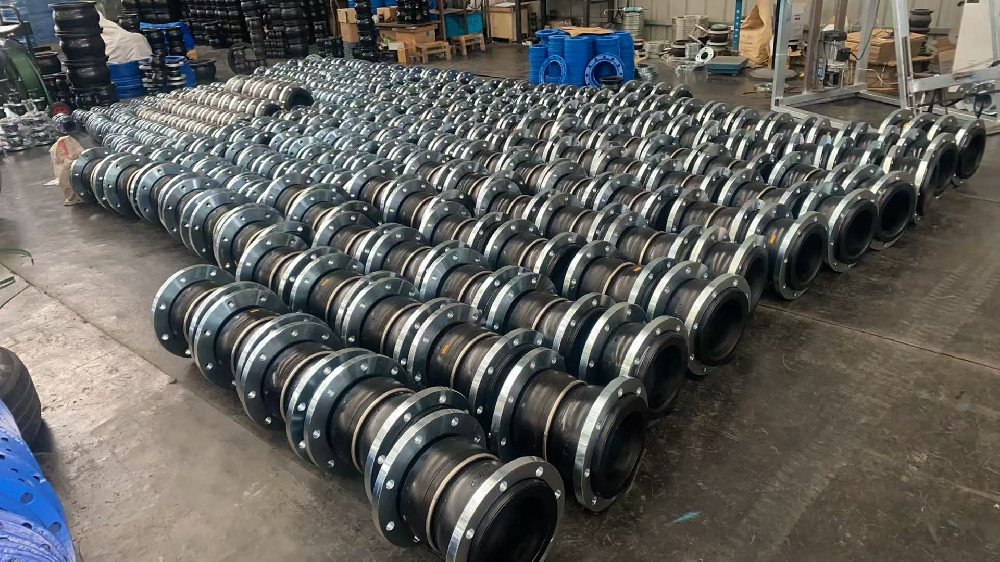 Rubber Expansion Joints in Stock for Fast Deliver